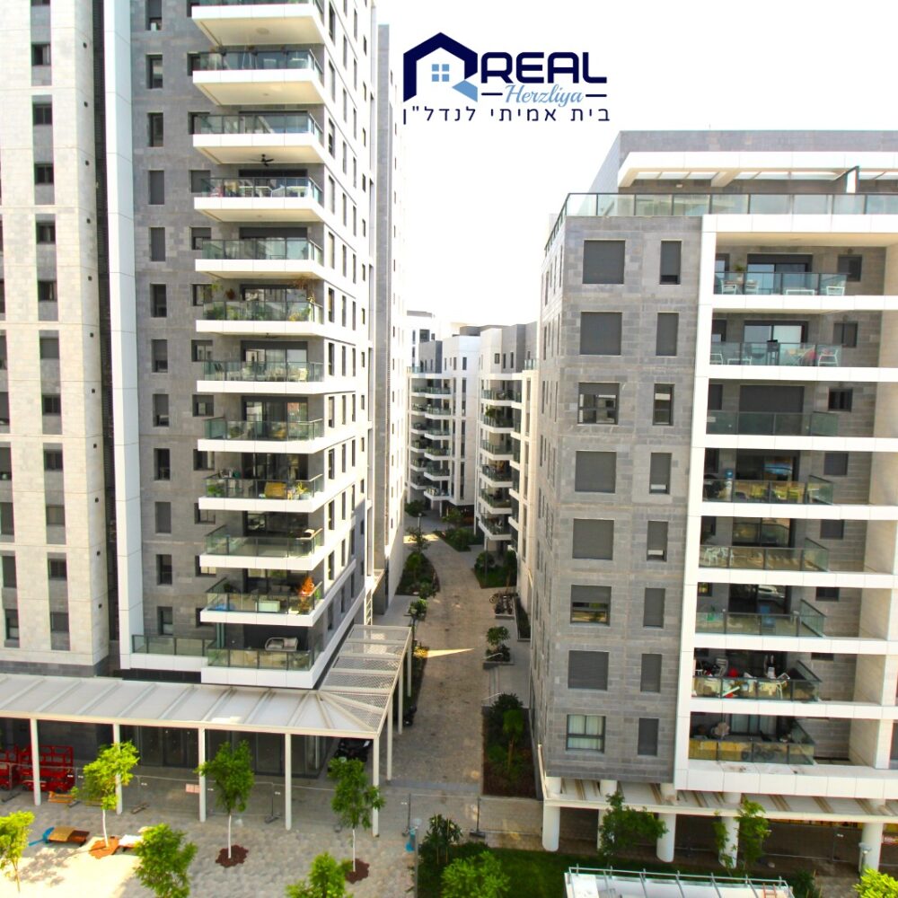 דירת 6 חדרים למכירה